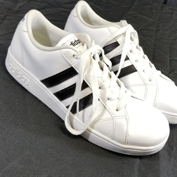 adidas Shoes - Nice ADIDAS White Leather Sneakers 4.5Y/6 Women's
